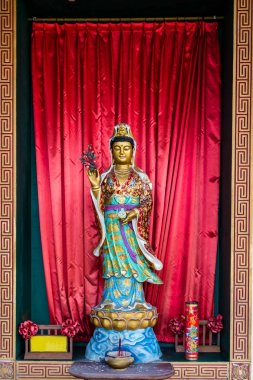 Buda heykelinin Semarang, Merkezi Java, Endonezya Vihara Watugong Çinli Budist tapınağı