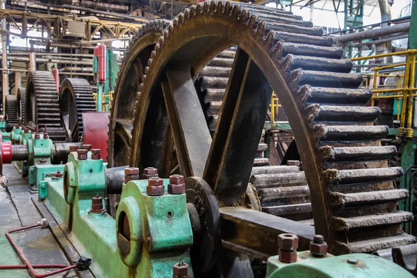 Vintage iindustrial wheels — Stock Photo, Image