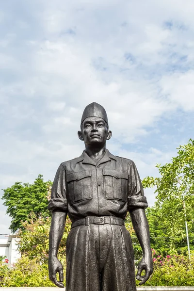 Monumento a los Héroes en Surabaya, Indonesia —  Fotos de Stock