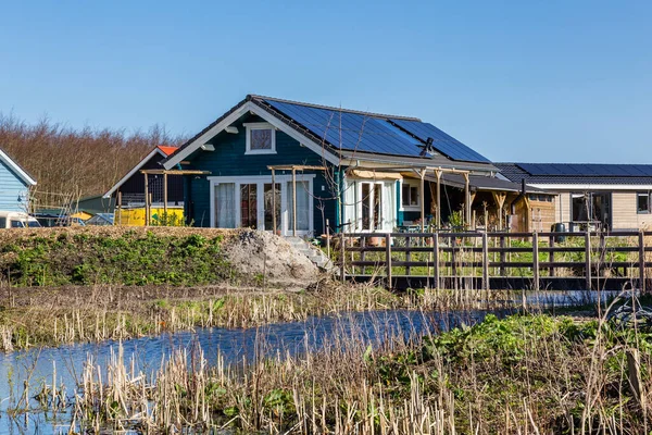 Ekologické domy v Almere Nizozemsko — Stock fotografie