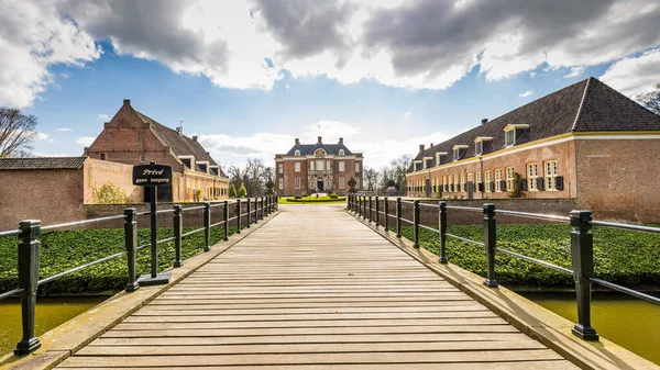 Histórica finca holandesa Middachten en Gelderland — Foto de Stock