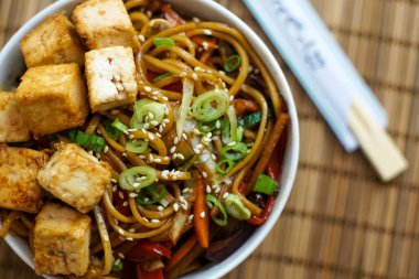 Restoranda Asya yemeği