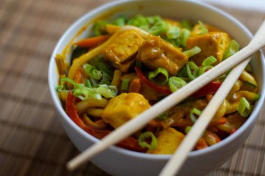 Restoranda Asya yemeği