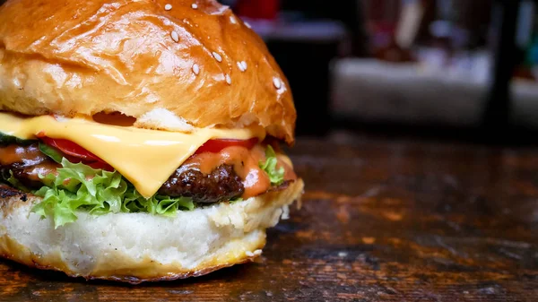 Fleischiger Hamburger Restaurant — Stockfoto