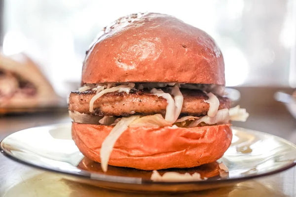 Meaty Hamburger Restaurant — Stock Photo, Image