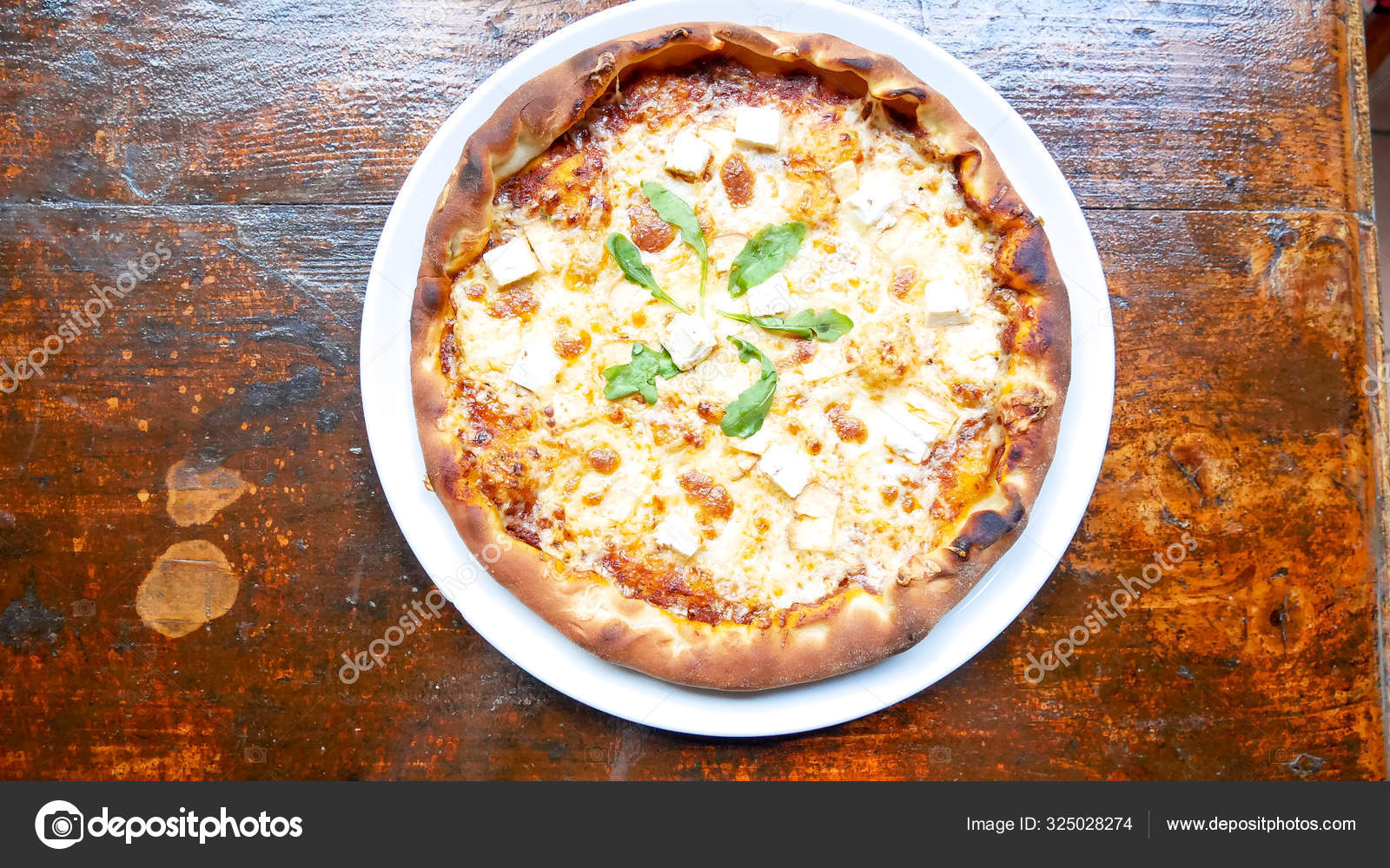 Pizza Restaurant Table — Stock Photo © relineo 325028274