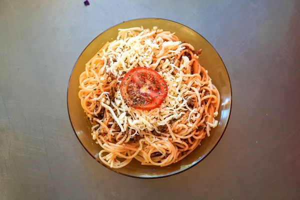 Plato Pasta Una Mesa Restaurante —  Fotos de Stock