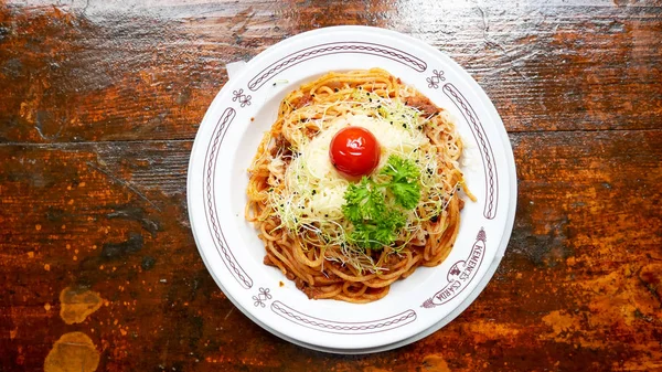 Pasta Restaurantbord – stockfoto