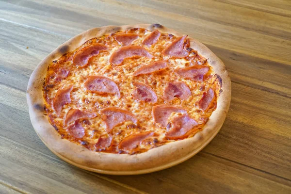 Pizza Restaurant Table — Stock Photo, Image