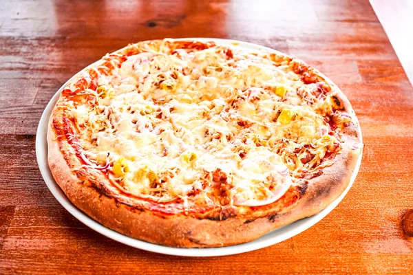 Pizza Restaurant Table — Stock Photo, Image