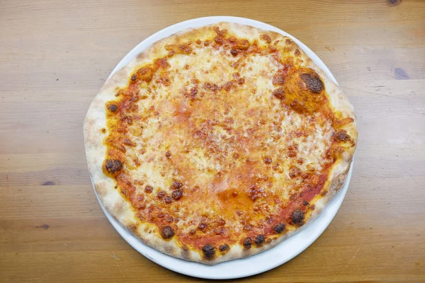 Pizza Uma Mesa Restaurante — Fotografia de Stock
