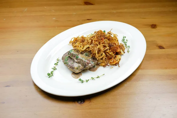 Plat Porc Sur Une Table Restaurant — Photo