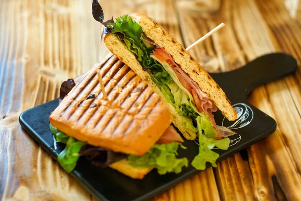 Sandwich Una Mesa Restaurante —  Fotos de Stock