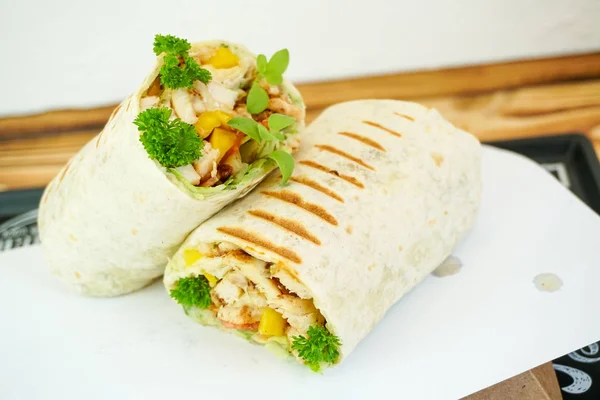 Tortilla Ett Restaurangbord — Stockfoto