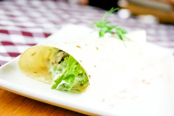 Tortilla Een Restauranttafel — Stockfoto