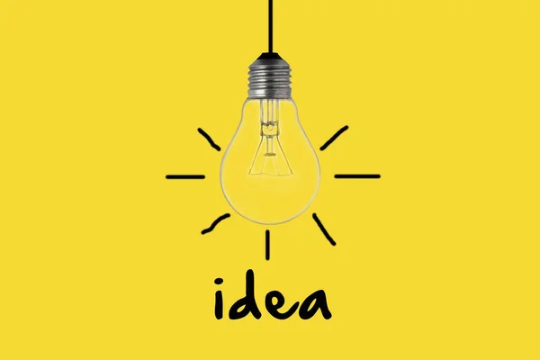 Ideia Brilhante Fundo Amarelo — Fotografia de Stock