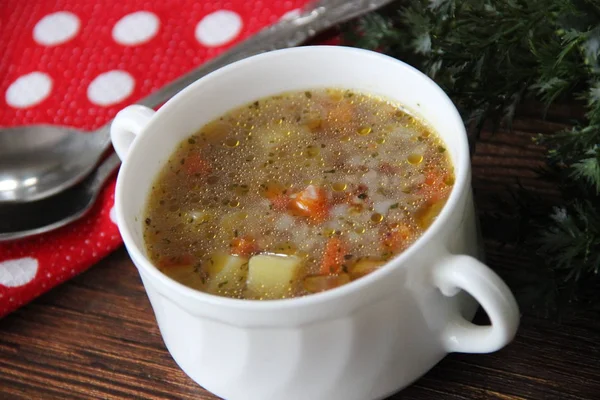 Buchweizensuppe Einer Weißen Schüssel Brühe — Stockfoto