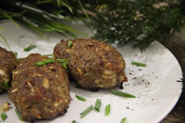 Chuletas Carne Picada Horno Con Cebolla Col — Foto de Stock