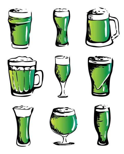 Stile inchiostro disegnato a mano isolato illustrazione logo set collezione: bicchieri di birra verde diversi tipi. Per la festa del giorno di San Patrizio o festa della birra alla spina artigianale. Per pub bar ristorante menu — Vettoriale Stock