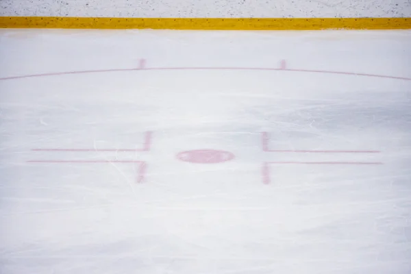 Hielo Pista Hockey Arena Línea Azul Punto Rojo Foto Tomada —  Fotos de Stock