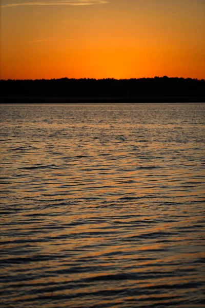 Late Evening River Sunset View Small Waves Water Orange Yellow — Stock Photo, Image