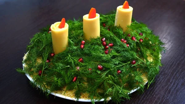 Ev yapımı salata tarifi çok lezzetli.