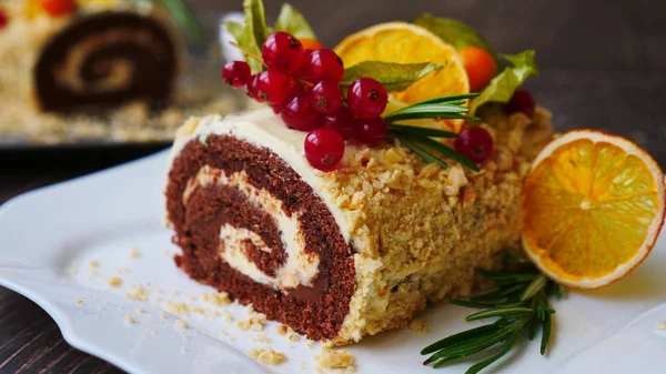 Nutella keki tarifi çok lezzetli.