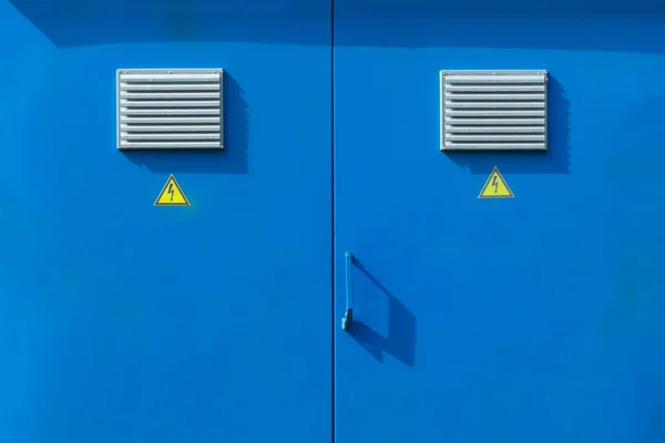 blue of the transformer cabinet door