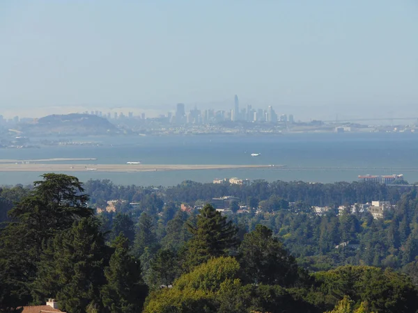 Smc Sfo Landing Downtown Sf2 — Stock Photo, Image