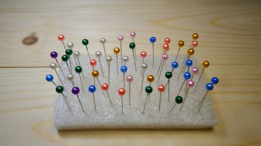 Not defterindeki renkli broş