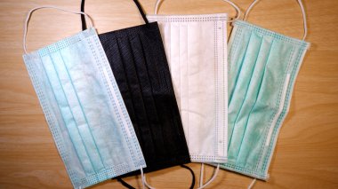 Koruyucu yüz maskesi karışık renk