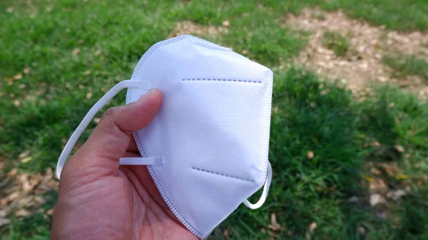 N95 Virüs Koruma Maskesi