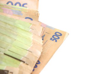 Beyaz arka planda 500 Hryvnia banknotu. Yakın plan..