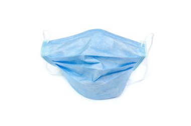Beyaz arka planda tıbbi maske
