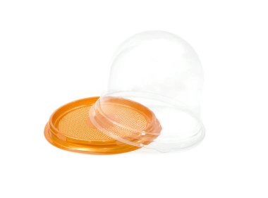 Plastik konteynır beyaz arka planda izole edilmiş. Ürün kapasitesi.