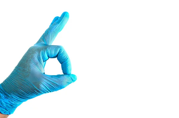 Ręka Niebieskiej Rękawicy Odizolowana Białym Tle Gest Jest Porządku Dobrze — Zdjęcie stockowe