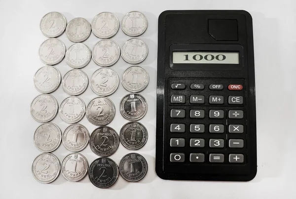 Moedas Ucranianas Calculadora Branco Número 1000 Placar Conceito Negócio — Fotografia de Stock