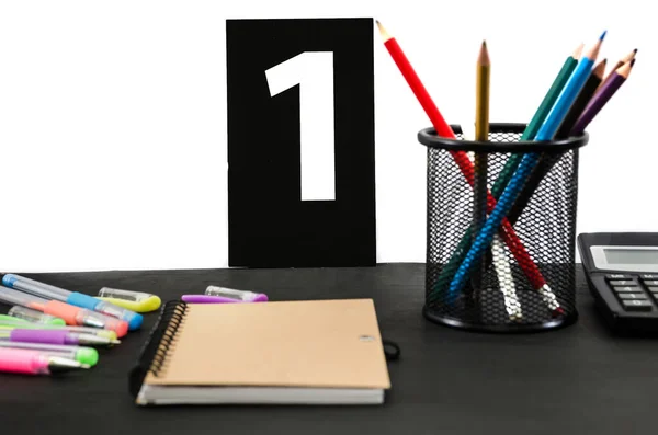 Crayons Multicolores Stylos Cahier Livre Photos Avec Des Numéros Sur — Photo