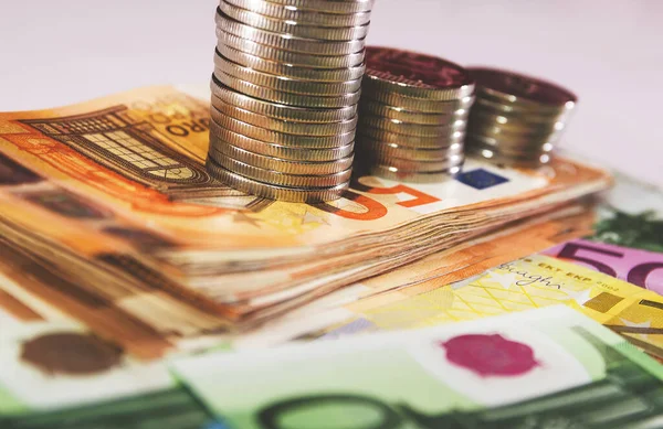 Стоси Монет Євро Банкноти Концепція Бізнесу Багато Грошей — стокове фото
