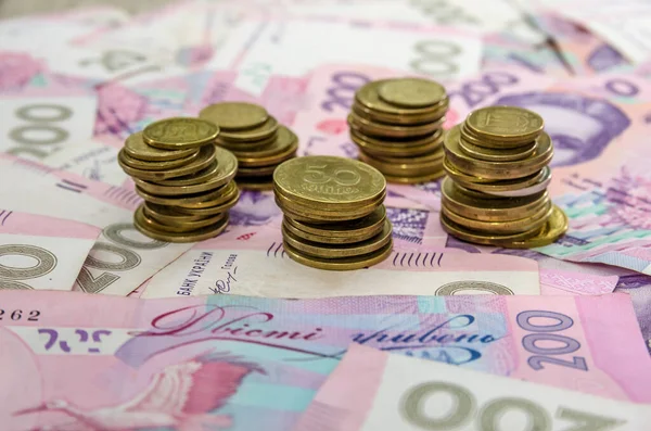 Стопки Монет Заднем Плане 200 Гривен Украинские Деньги — стоковое фото