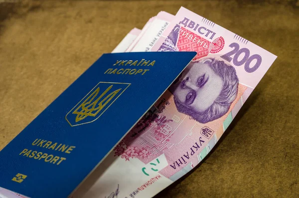 200 Гривень Українському Паспорті Підсумок — стокове фото