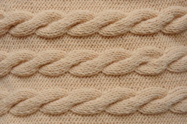 Örgü örmenin güzel bir stili.