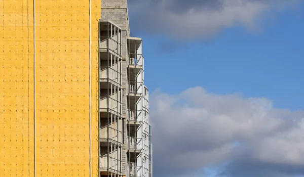 Construção Edifício Residencial Alto Cor Amarela — Fotografia de Stock