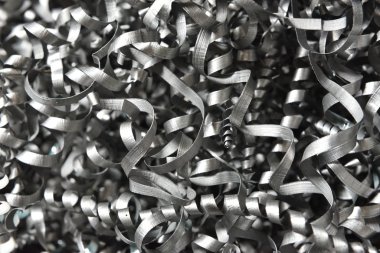 Değirmen makinesinde veya Cnc makinesinde çalıştıktan sonra metal talaşı yığını.