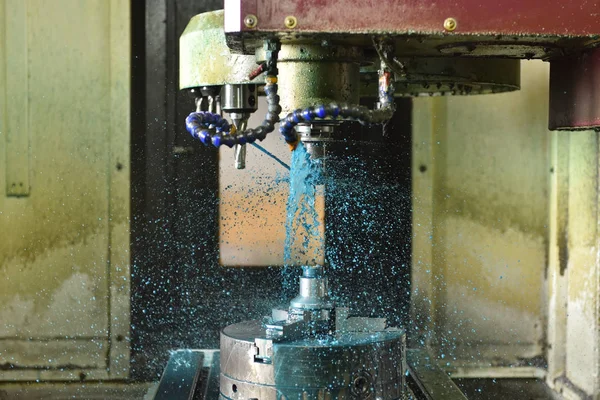 Spindle Chuck Installed Metal Part Processing High Precision Cnc Industrial — 스톡 사진