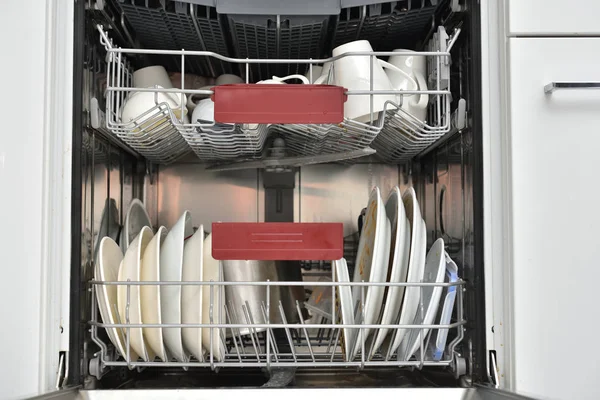 Посудомоечная Машина Кухне Грязной Посудой Стирки — стоковое фото