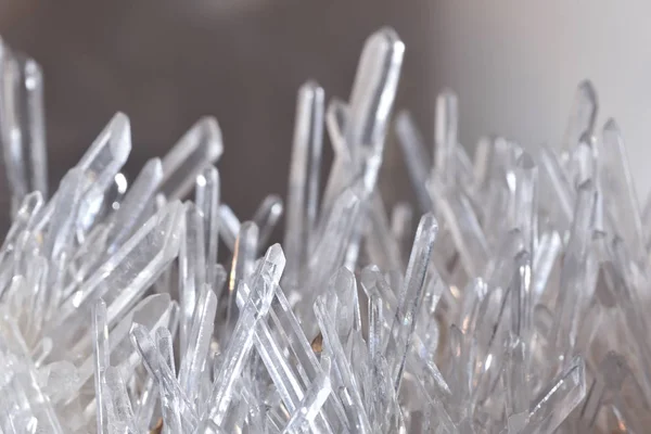 Güzel Şeffaf Taş Dağ Kristali Yakın Plan Dağ Kristal Mücevheri — Stok fotoğraf