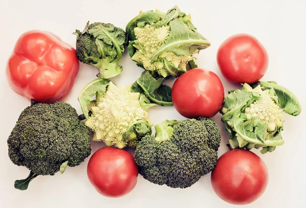 식물의 생식품 계절성 채소, 채식 식품을 기반으로 — 스톡 사진