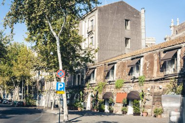 Sicilya 'nın geleneksel mimarisi İtalya' da, tarihi sokak