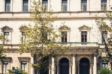 Sicilya 'nın geleneksel mimarisi İtalya' da, tarihi sokak